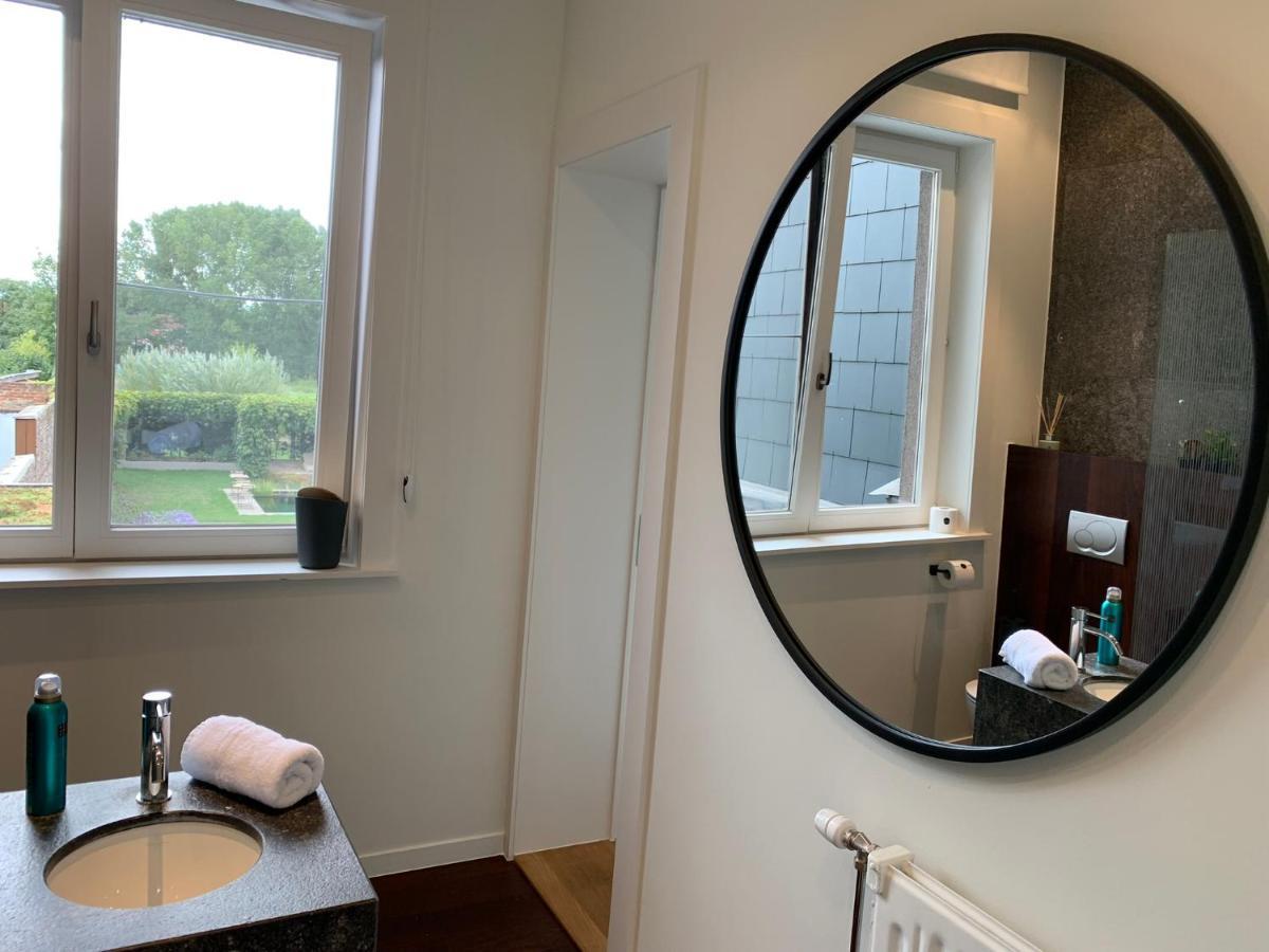 Bed and Breakfast Tuss Arrondissement di Courtrai Esterno foto