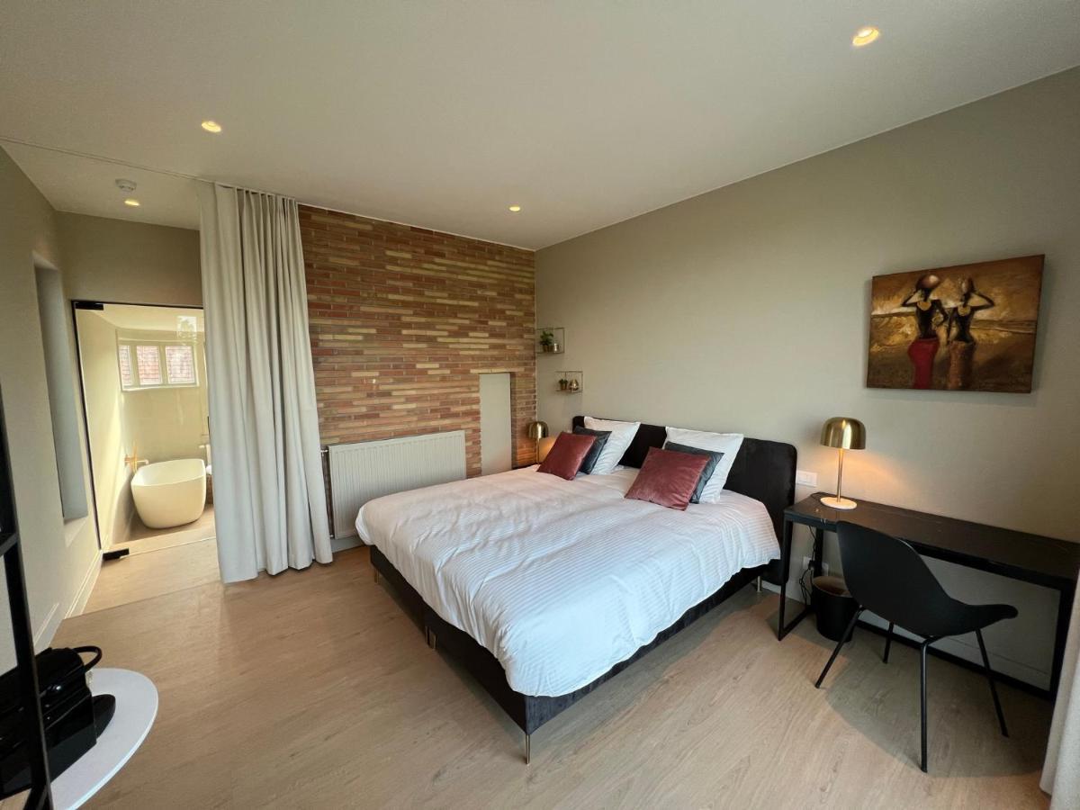 Bed and Breakfast Tuss Arrondissement di Courtrai Esterno foto
