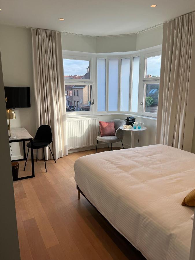 Bed and Breakfast Tuss Arrondissement di Courtrai Esterno foto